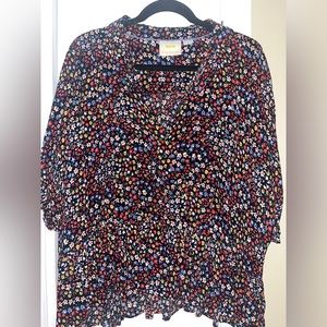 Anthropologie Maeve Star patterned shirt with ruffle sleeve detail